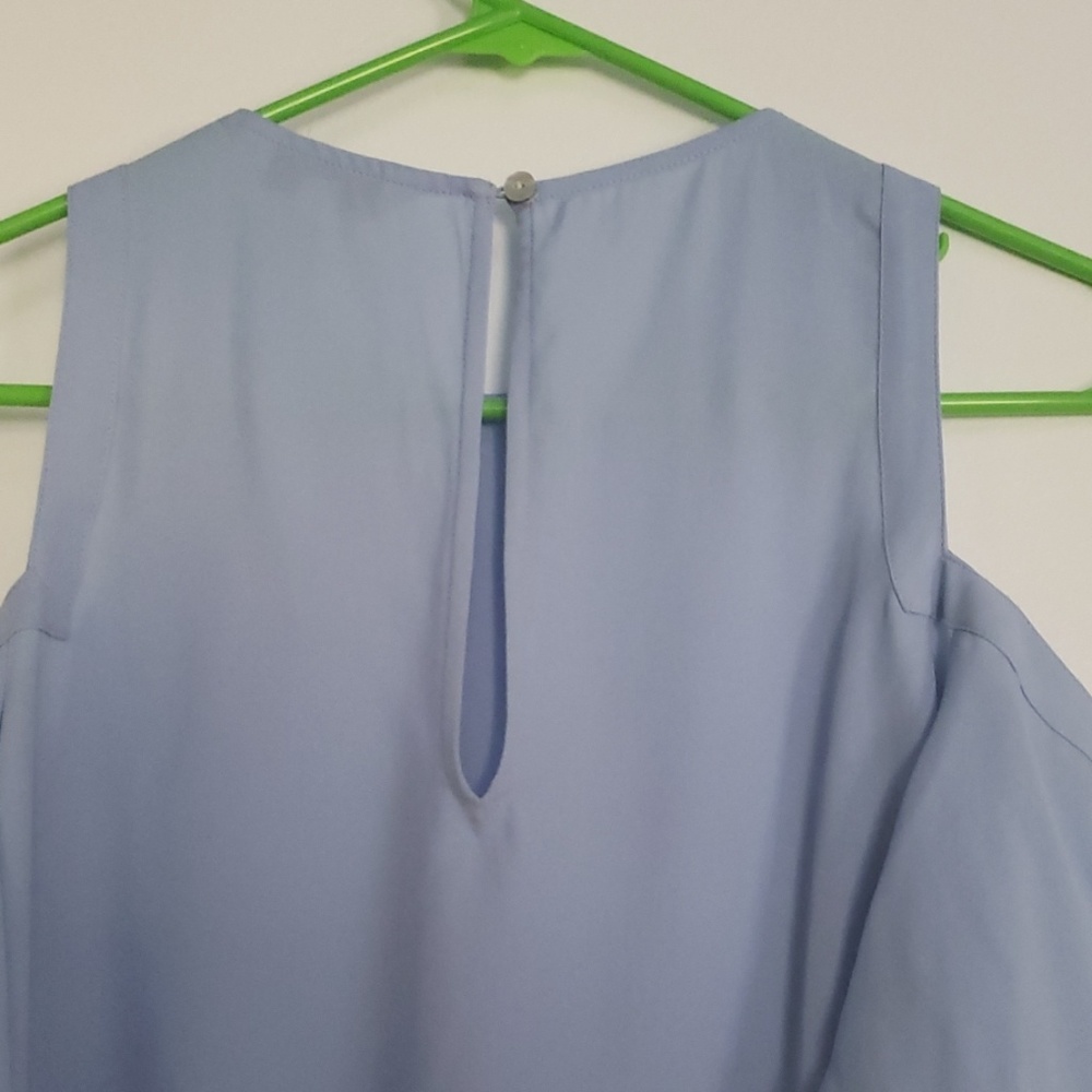 Blouse - Picture 2 of 3